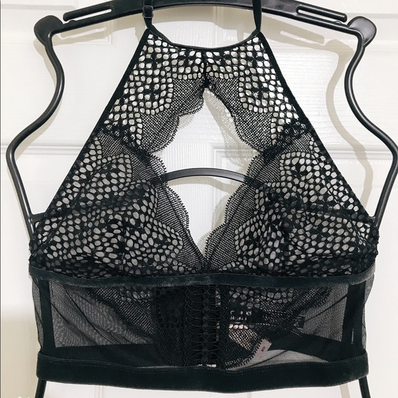 🔥ON SALE🔥3/$30🔥 💖 VS Very Sexy Unlined No Wire Bralette - Picture 1 of 4